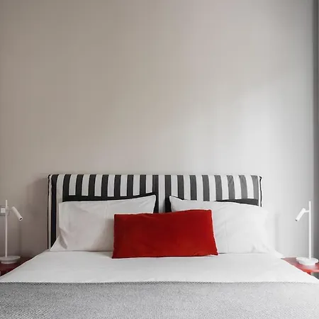 Thissio Acropolis Historic Flat 2 *